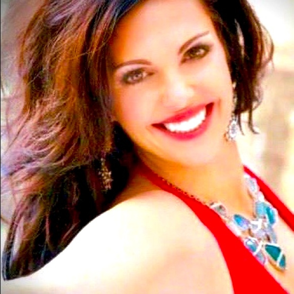 Meet your Posher, Melissa